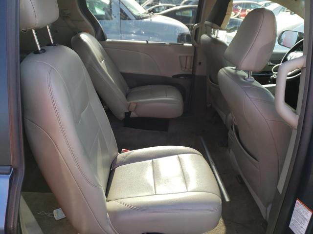 Photo 6 from auction – 2016 TOYOTA SIENNA XLE with VIN 5TDYK3DC0GS715337