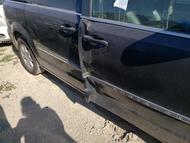 Photo 9 from auction – 2012 CHRYSLER TOWN & COU with VIN 2C4RC1BG3CR415595