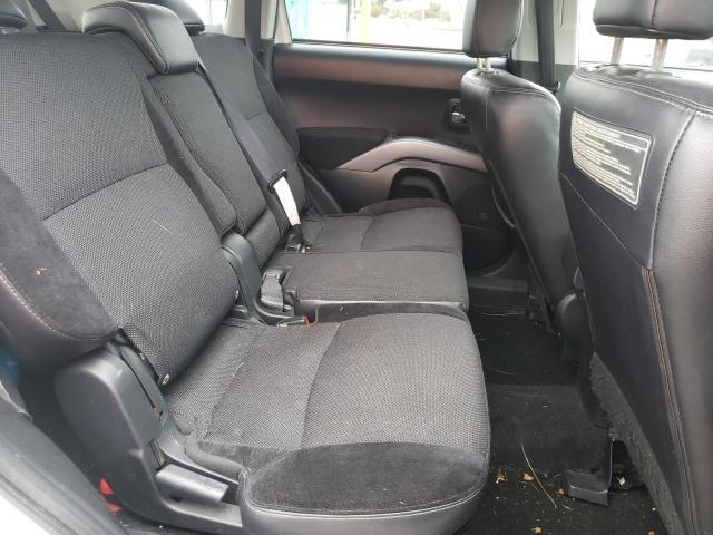 Photo 6 from auction – 2010 MITSUBISHI OUTLANDER with VIN JA4JT3AW0AZ016335