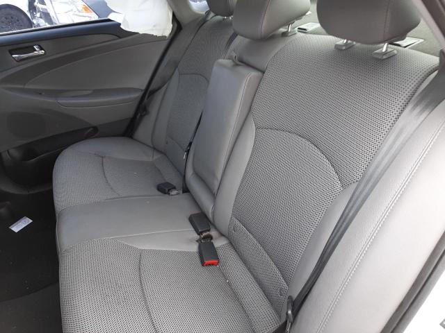 Photo 6 from auction – 2013 HYUNDAI SONATA SE with VIN 5NPEC4ACXDH511642