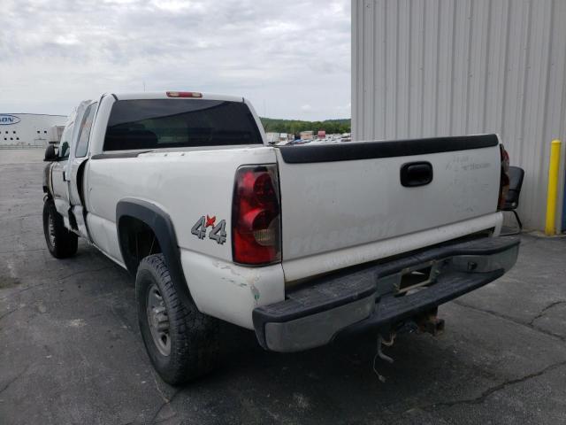 Photo 3 from auction – 2004 CHEVROLET SILVERADO with VIN 1GCHK29U04E366662