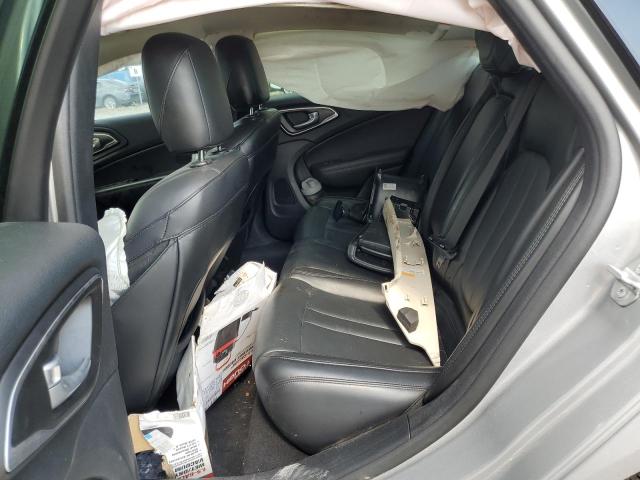 Photo 6 from auction – 2017 CHRYSLER 200 LIMITE with VIN 1C3CCCAB7HN504599