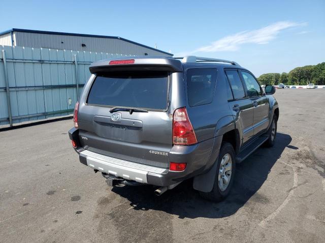 Photo 4 from auction – 2005 TOYOTA 4RUNNER SR with VIN JTEBT14R758021768