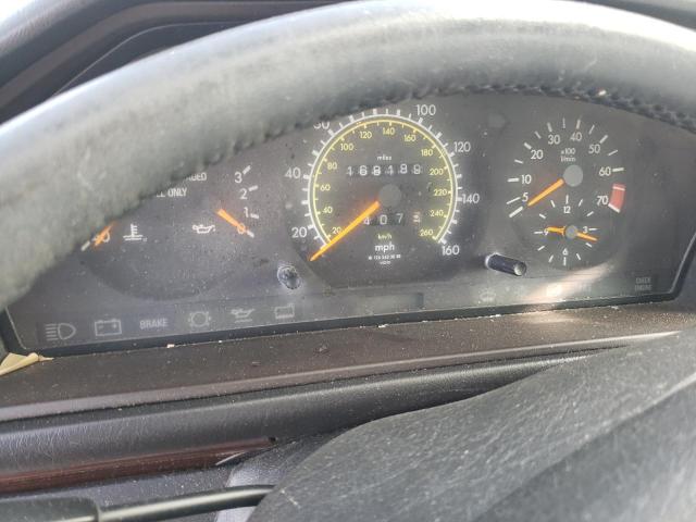 Photo 8 from auction – 1995 MERCEDES-BENZ E 320 BASE with VIN WDBEA32E2SC162547