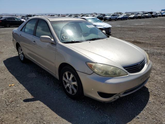 TOYOTA CAMRY LE 2005 with VIN 4T1BE32K45U946432 - Photo from auction