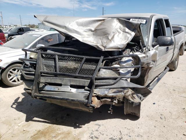 Photo 9 from auction – 2004 CHEVROLET SILVERADO with VIN 1GCHK23U24F157961