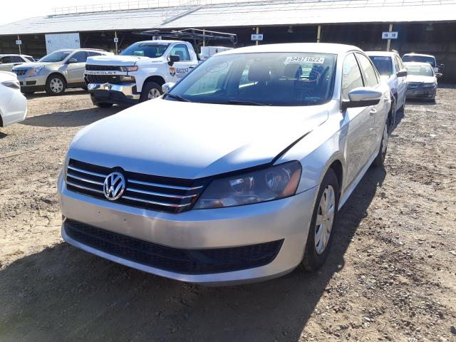 Photo 2 from auction – 2013 VOLKSWAGEN PASSAT S with VIN 1VWAP7A3XDC050276