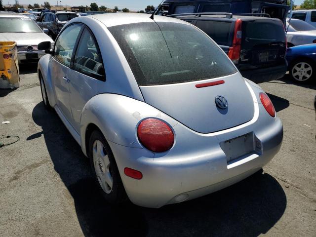 Photo 3 from auction – 2000 VOLKSWAGEN NEW BEETLE with VIN 3VWCC21C4YM501598