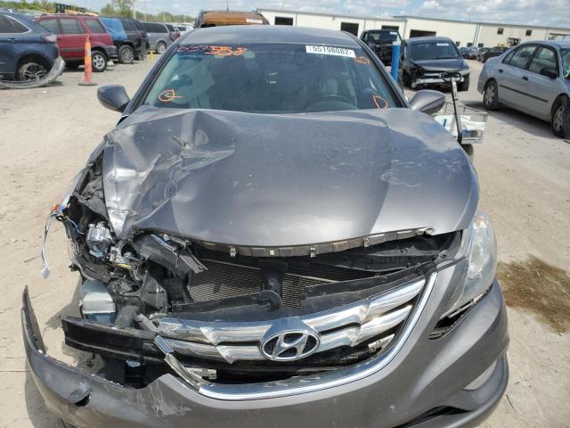 Photo 7 from auction – 2011 HYUNDAI SONATA SE with VIN 5NPEC4ACXBH037558