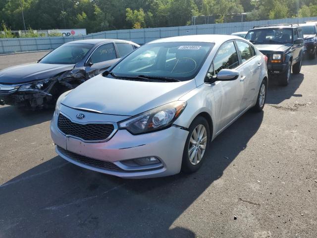 Zdjęcie 2 z aukcji – 2015 KIA FORTE EX z VIN KNAFX4A84F5328371