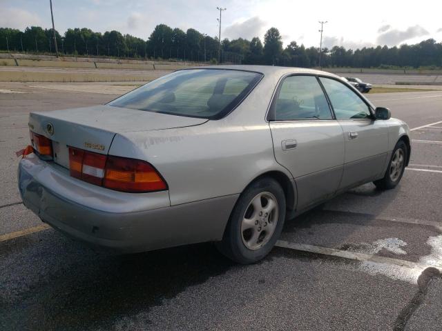 Photo 4 from auction – 1997 LEXUS ES 300 with VIN JT8BF22G5V5000288