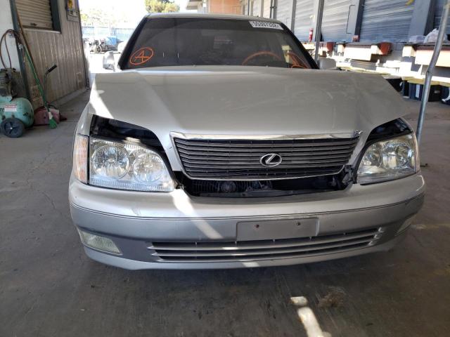 Photo 9 from auction – 2000 LEXUS LS 400 with VIN JT8BH28F8Y0168033