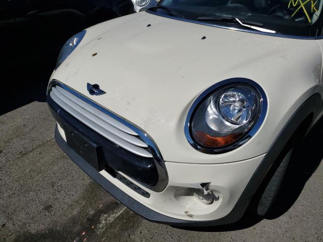 Photo 9 from auction – 2014 MINI COOPER with VIN WMWXM5C56ET935002