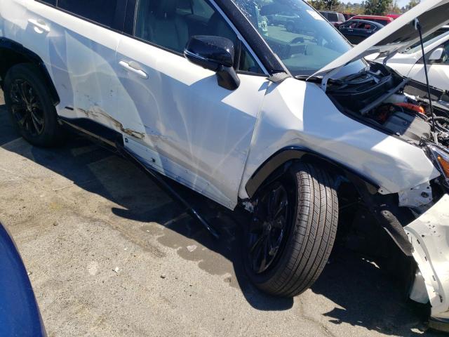 Photo 9 from auction – 2022 TOYOTA RAV4 XSE with VIN 2T3E6RFV2NW034469