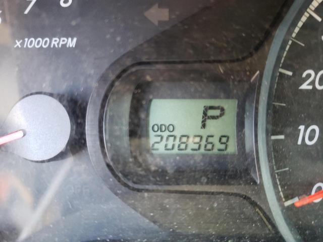 Photo 8 from auction – 2011 TOYOTA SIENNA LE with VIN 5TDKK3DC5BS099245