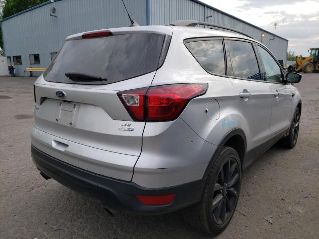 Photo 4 from auction – 2019 FORD ESCAPE SE with VIN 1FMCU9GD1KUB10044