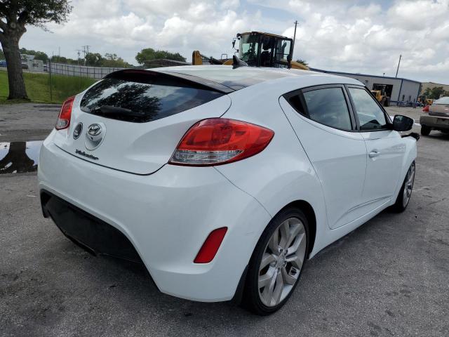 Photo 4 from auction – 2015 HYUNDAI VELOSTER with VIN KMHTC6AD4FU233126