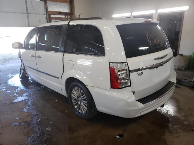 Photo 3 from auction – 2015 CHRYSLER TOWN & COU with VIN 2C4RC1CGXFR754972