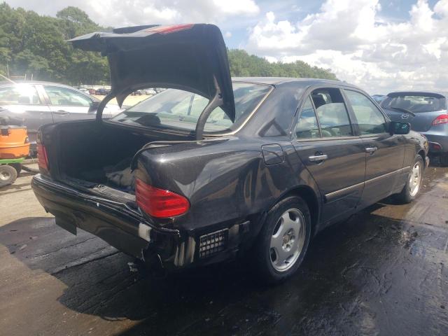 Photo 4 from auction – 1998 MERCEDES-BENZ E 430 with VIN WDBJF70F2WA708638