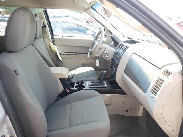 Photo 5 from auction – 2010 FORD ESCAPE XLS with VIN 1FMCU9C77AKD21906