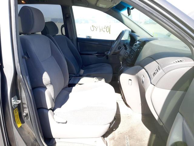 Photo 5 from auction – 2005 TOYOTA SIENNA CE with VIN 5TDZA23C95S262559