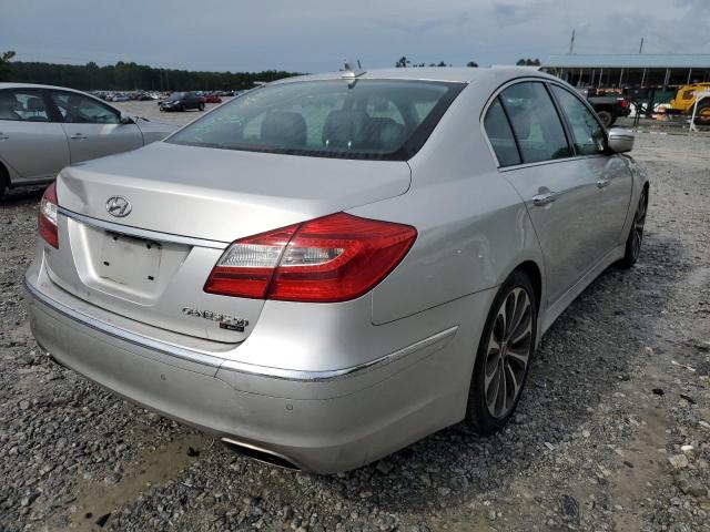 Photo 4 from auction – 2012 HYUNDAI GENESIS 5. with VIN KMHGC4DH9CU187633