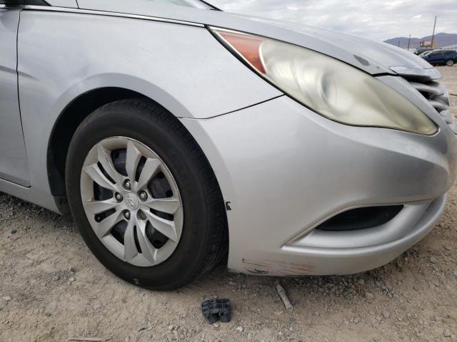 Photo 9 from auction – 2011 HYUNDAI SONATA with VIN 5NPEB4AC4BH084572