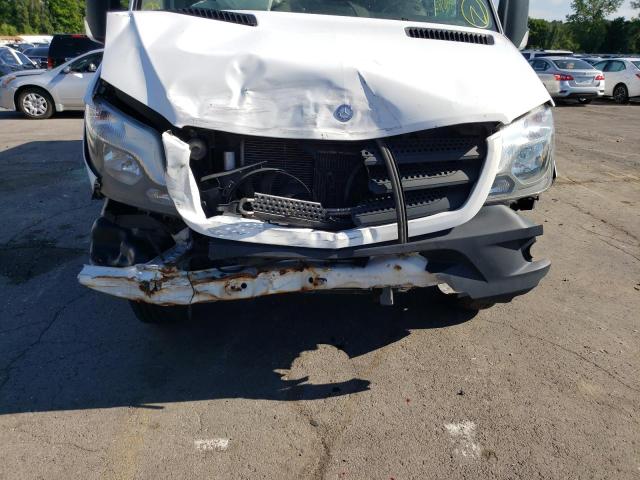Photo 9 from auction – 2014 MERCEDES-BENZ SPRINTER 2 with VIN WD3PE8DC3E5934984