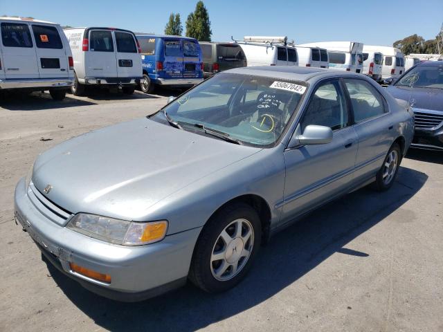Photo 2 from auction – 1994 HONDA ACCORD EX with VIN JHMCD5657RC067772