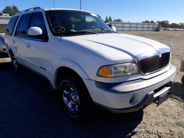 LINCOLN NAVIGATOR 1998 with VIN 5LMPU28L0WLJ11337 - Photo from auction