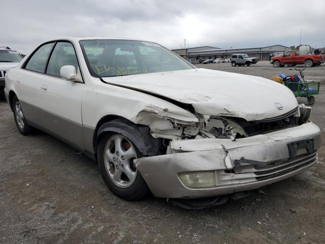 LEXUS ES 300 1998 with VIN JT8BF28G0W0134034 - Photo from auction