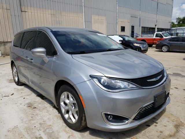 CHRYSLER PACIFICA T 2018 with VIN 2C4RC1FG5JR294656 - Photo from auction