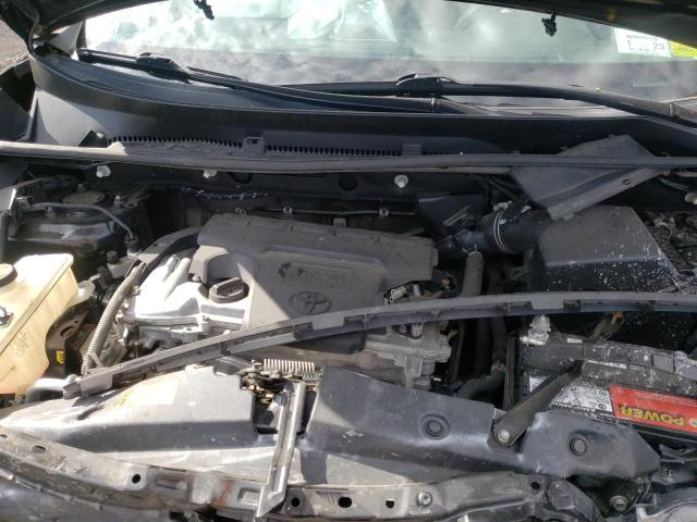 Photo 7 from auction – 2015 TOYOTA RAV4 LE with VIN 2T3BFREV2FW293064
