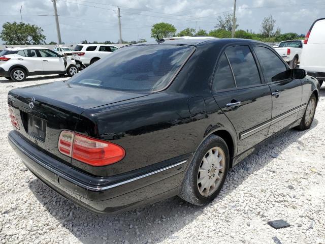Photo 4 from auction – 2001 MERCEDES-BENZ E 320 with VIN WDBJF65J21B295632