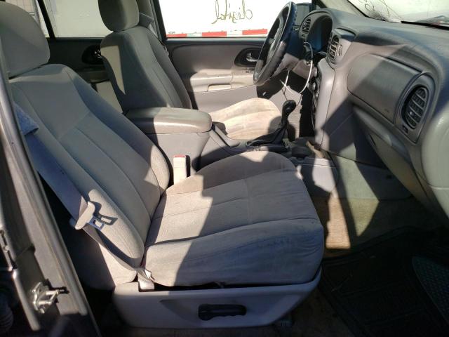 Photo 5 from auction – 2005 CHEVROLET TRAILBLAZE with VIN 1GNDS13S152275295