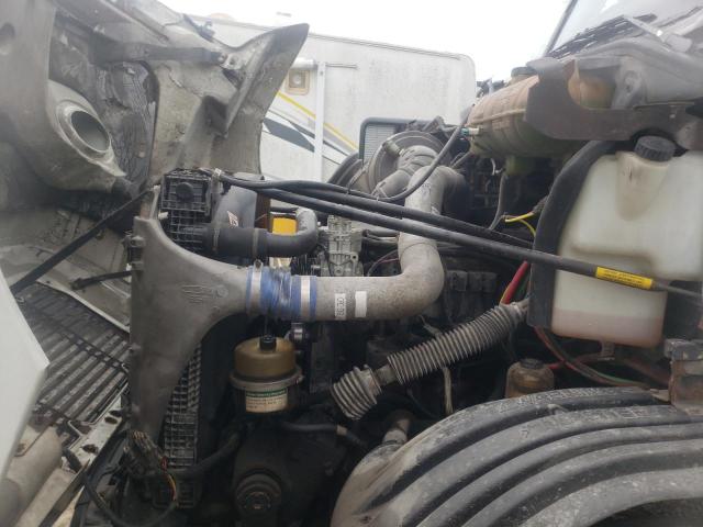 Photo 7 from auction – 2002 FREIGHTLINER CONVENTION with VIN 1FUJA9A802LJ08574