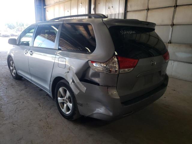 Photo 3 from auction – 2013 TOYOTA SIENNA LE with VIN 5TDKK3DC3DS356017