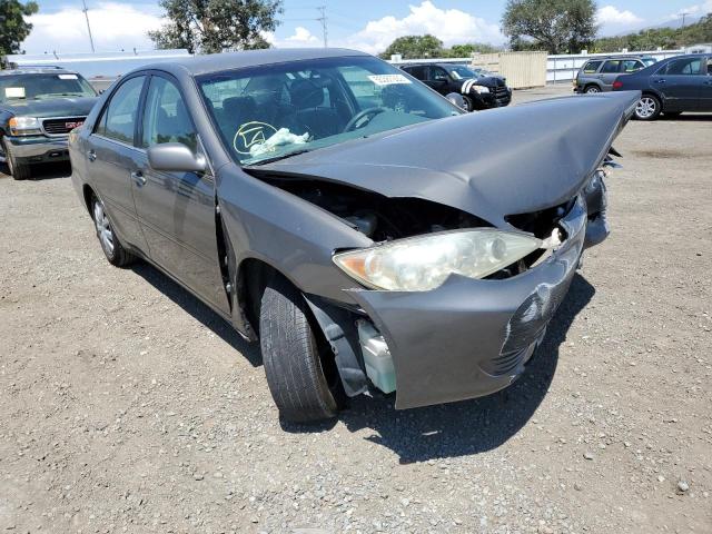 TOYOTA CAMRY LE 2005 with VIN 4T1BE32K95U580404 - Photo from auction