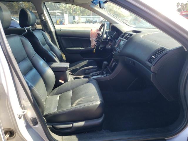 Photo 5 from auction – 2004 HONDA ACCORD EX with VIN JHMCM56764C024776