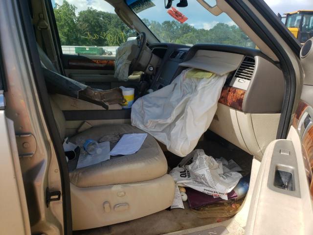 Photo 5 from auction – 2004 LINCOLN NAVIGATOR with VIN 5LMFU27RX4LJ28936