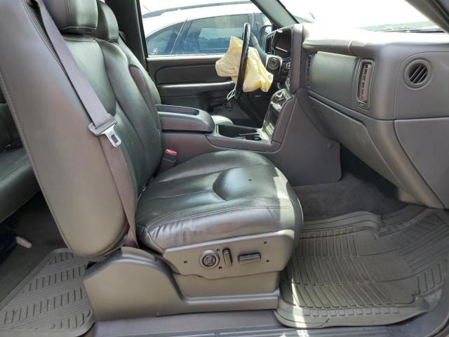 Photo 5 from auction – 2004 CHEVROLET SILVERADO with VIN 2GCEC19TX41314068