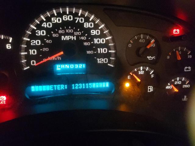 Photo 8 from auction – 2004 CHEVROLET SILVERADO with VIN 2GCEK19T541210865