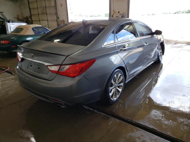 Photo 4 from auction – 2012 HYUNDAI SONATA SE with VIN 5NPEC4ACXCH448248