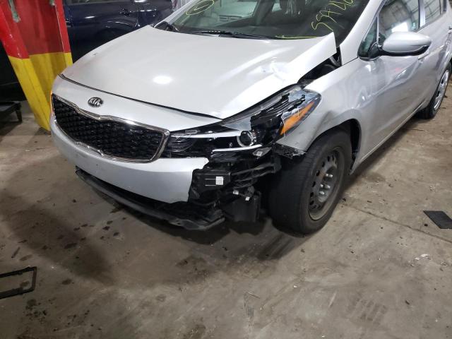 Photo 9 from auction – 2017 KIA FORTE LX with VIN 3KPFK4A74HE078405