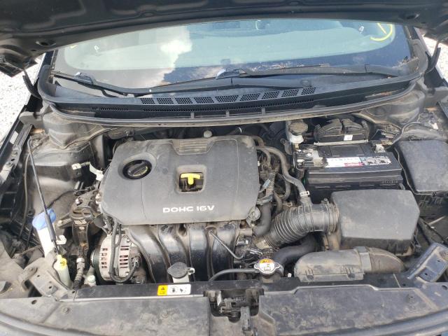 Photo 7 from auction – 2017 KIA FORTE LX with VIN 3KPFK4A78HE023407