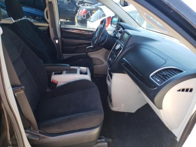 Photo 5 from auction – 2014 CHRYSLER TOWN & COU with VIN 2C4RC1BG0ER460738