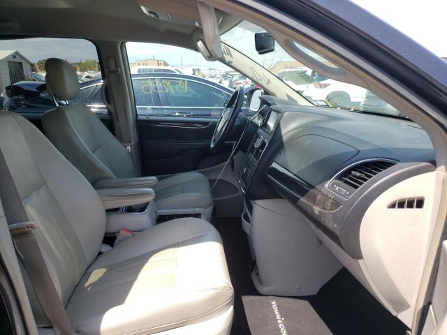 Photo 5 from auction – 2014 CHRYSLER TOWN & COU with VIN 2C4RC1BGXER363529