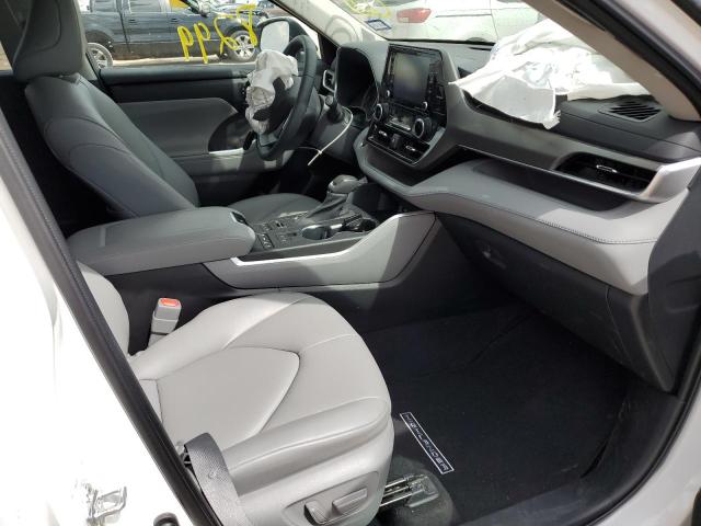 Photo 5 from auction – 2022 TOYOTA HIGHLANDER with VIN 5TDGZRBH0NS207746