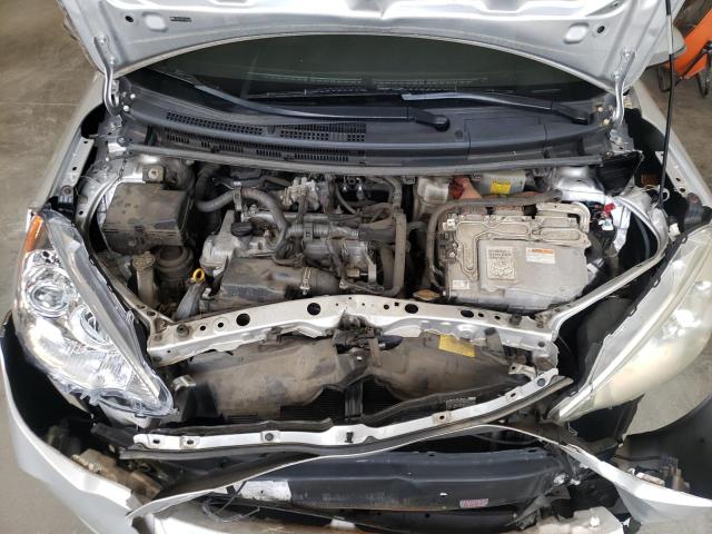 Photo 7 from auction – 2014 TOYOTA PRIUS C with VIN JTDKDTB39E1062794