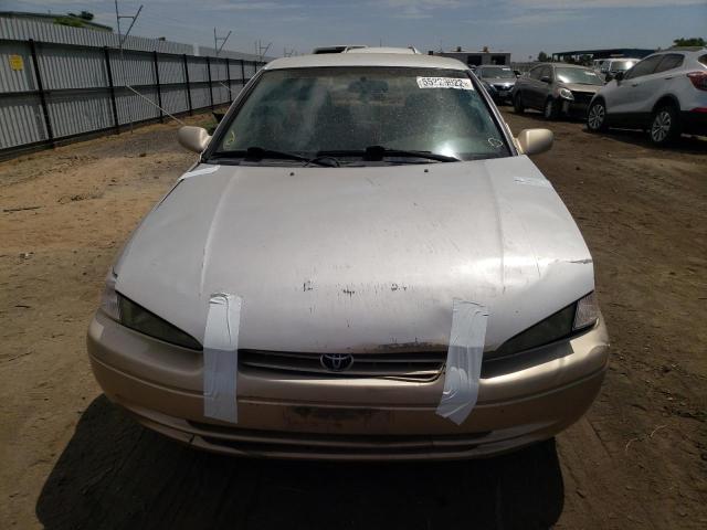 Photo 9 from auction – 1997 TOYOTA CAMRY CE with VIN 4T1BG22K7VU752174